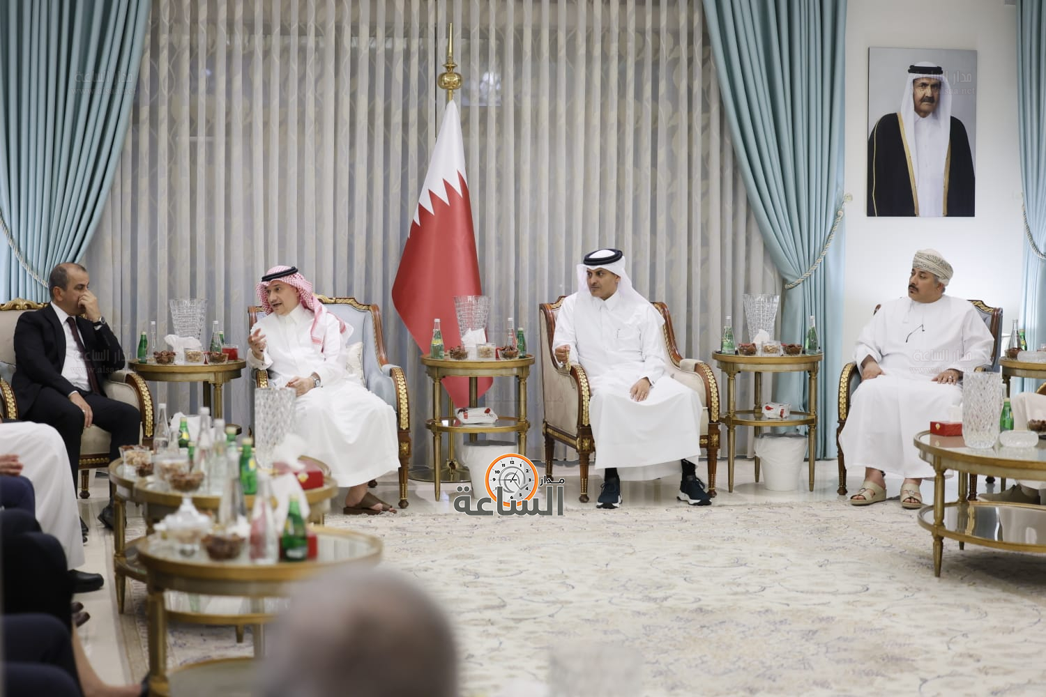 Madar Al-Saa Images 0.0005066258084681641