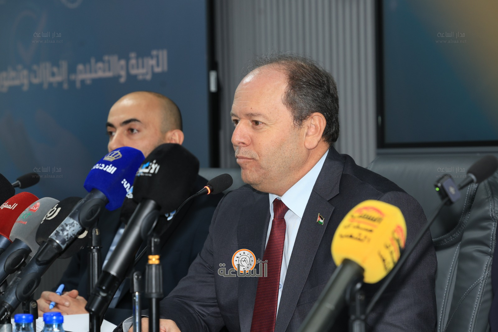 Madar Al-Saa Images 0.4344240025720332