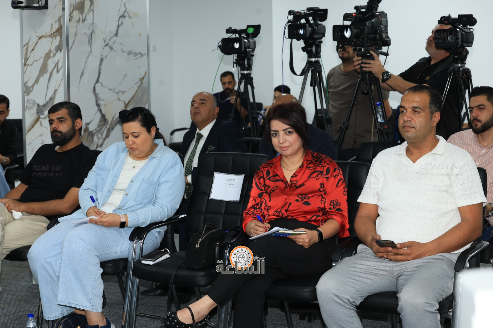 Madar Al-Saa Images 0.5109829892487859