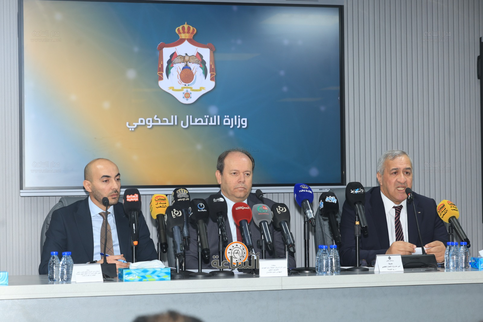 Madar Al-Saa Images 0.45999851405812675