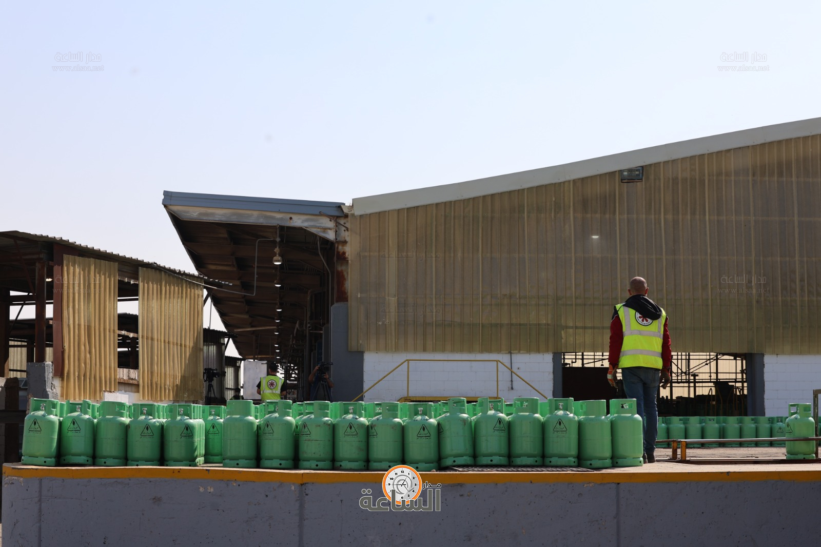 Madar Al-Saa Images 0.2283705193990745