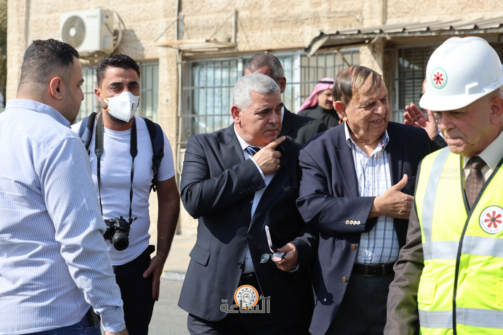 Madar Al-Saa Images 0.7886604165489819