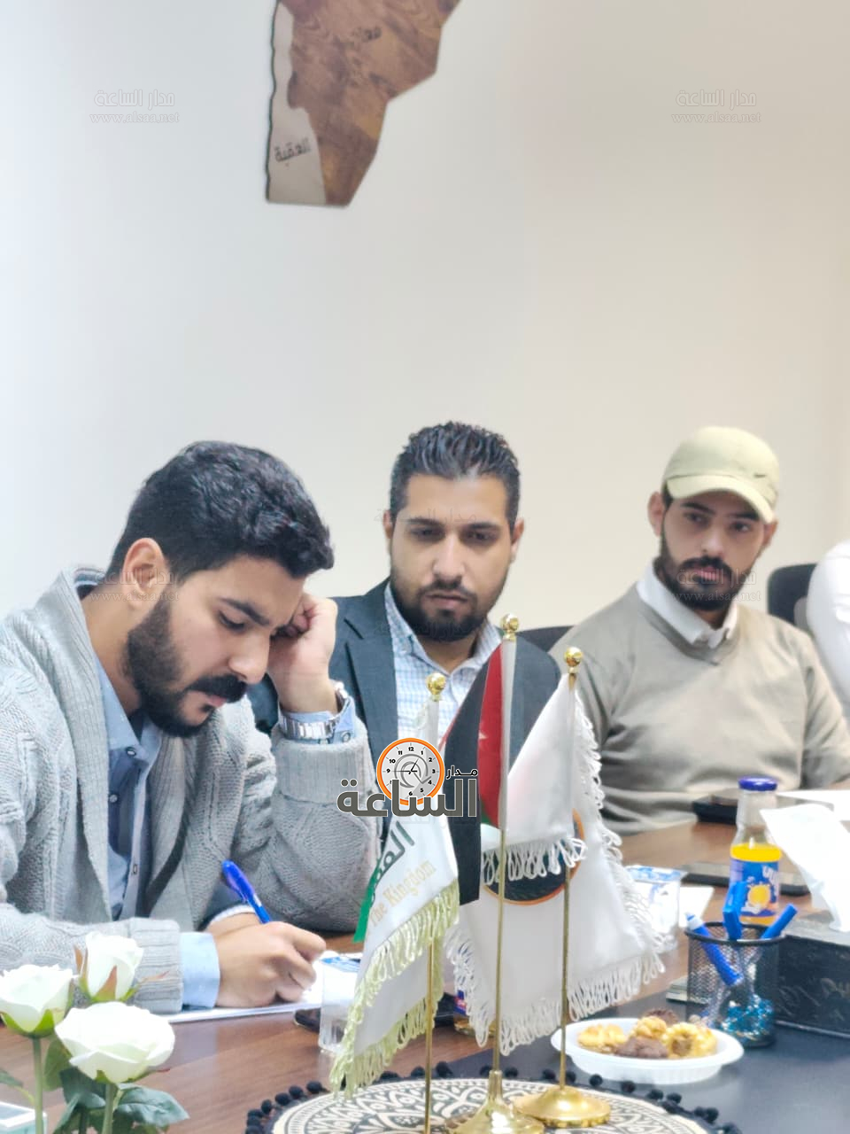 Madar Al-Saa Images 0.5833603373355108