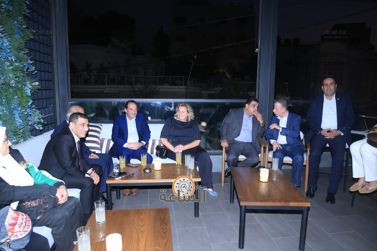 Madar Al-Saa Images 0.7565143154526326