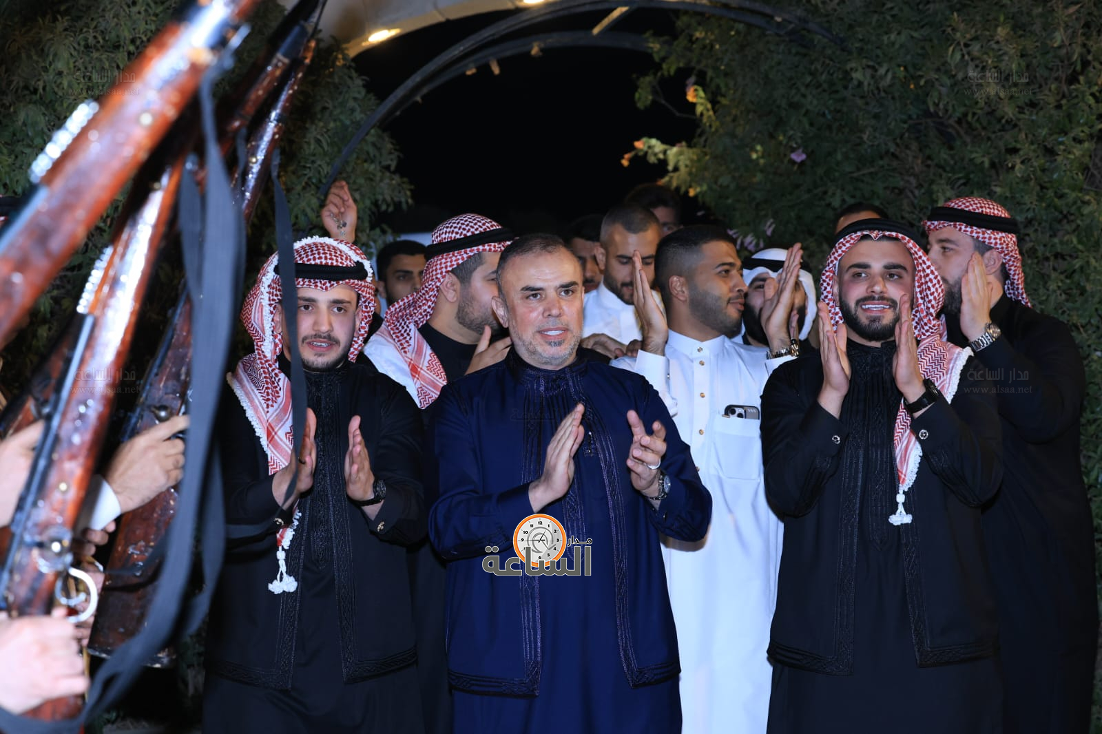 Madar Al-Saa Images 0.37914534165252145