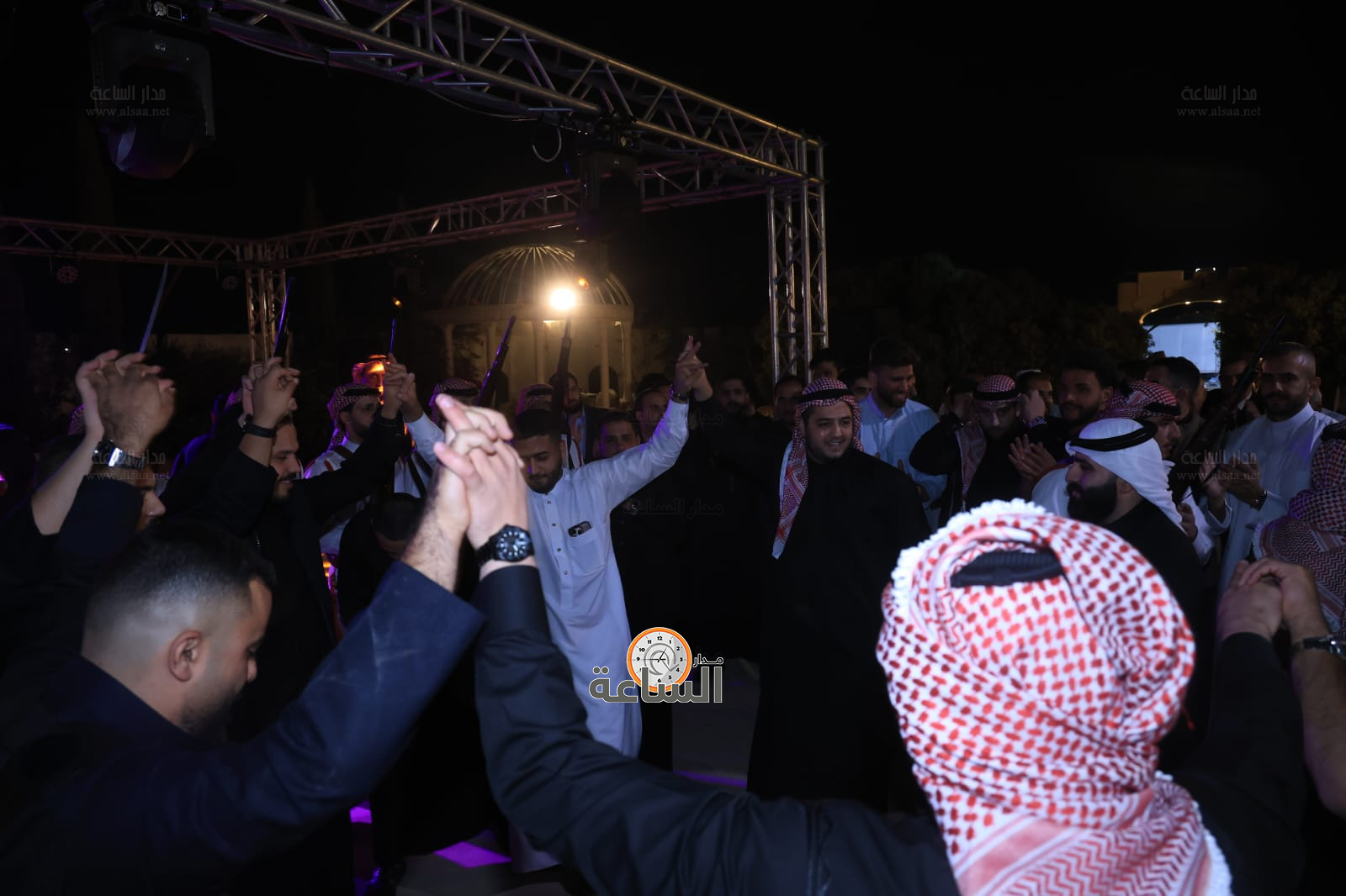 Madar Al-Saa Images 0.03920061203760872