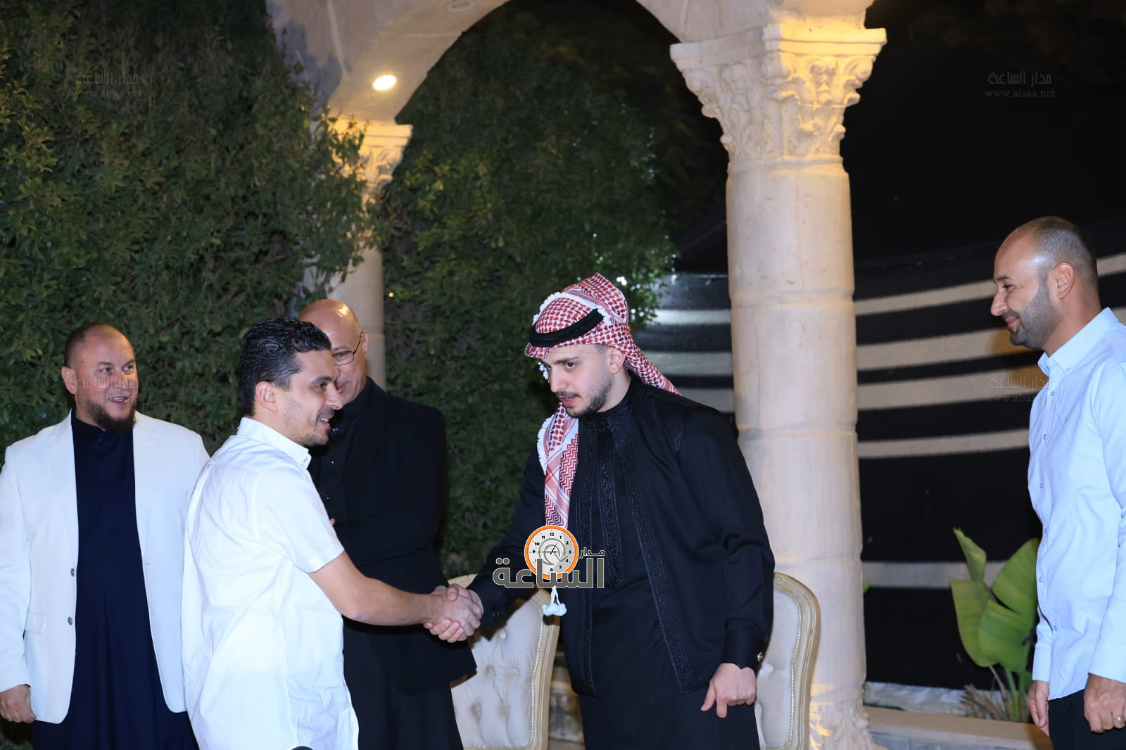 Madar Al-Saa Images 0.9780153457180705