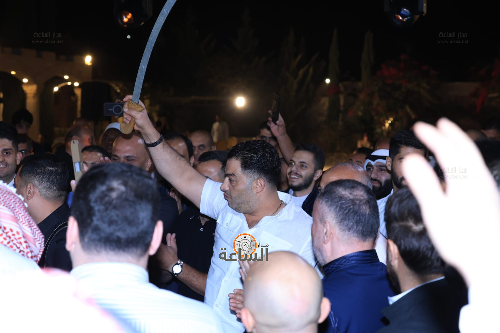 Madar Al-Saa Images 0.2781881354065523