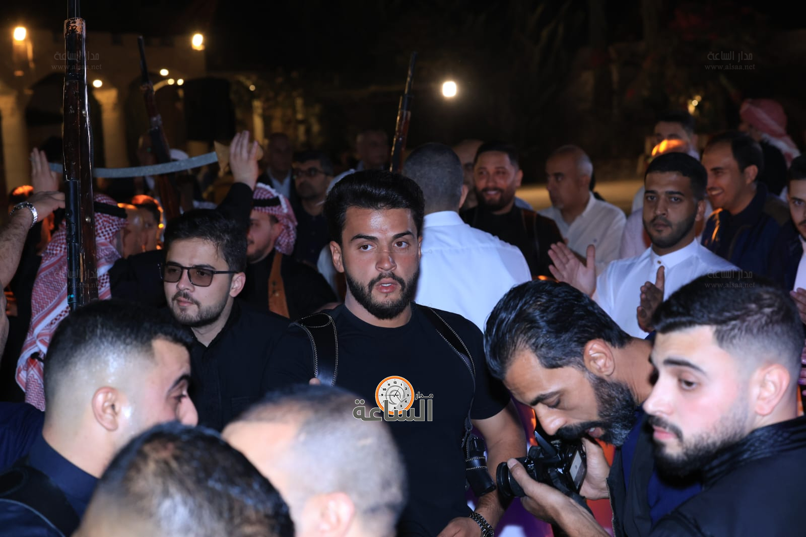 Madar Al-Saa Images 0.18001826332411242