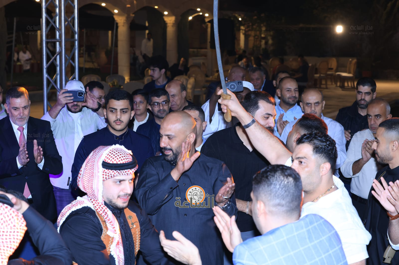 Madar Al-Saa Images 0.15597600364820852