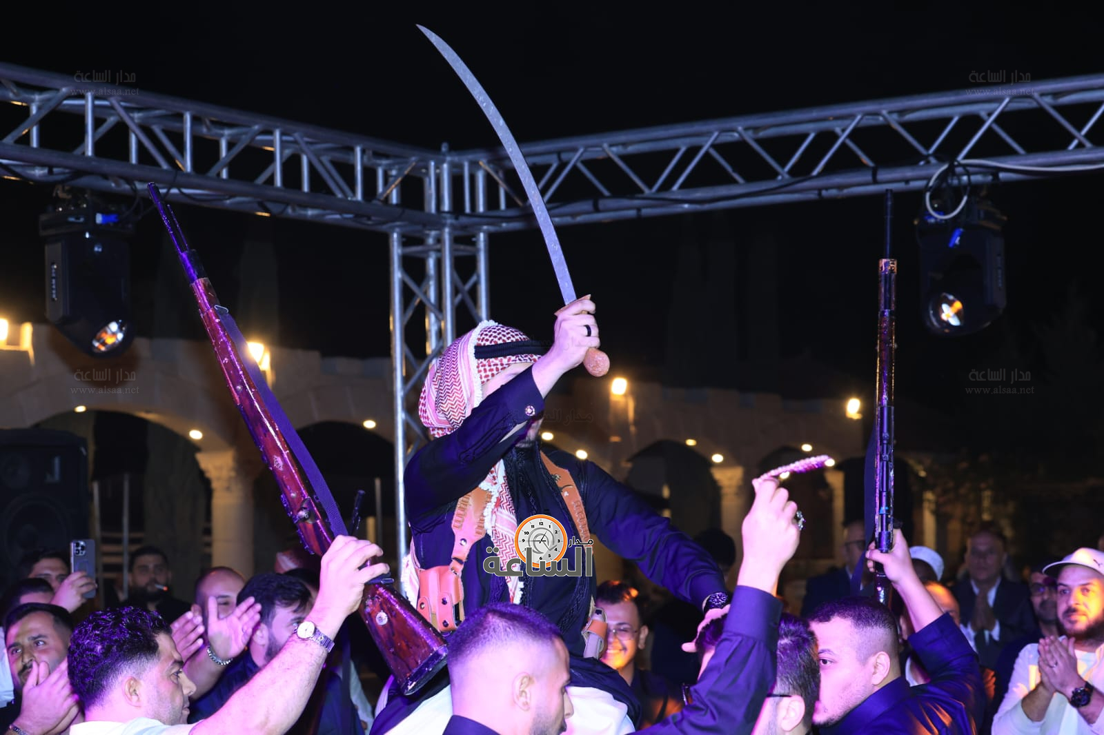 Madar Al-Saa Images 0.6687671529929881