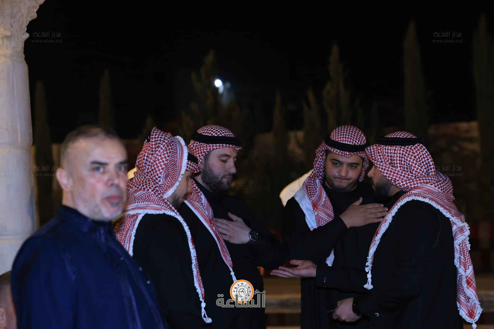 Madar Al-Saa Images 0.3332079032076477