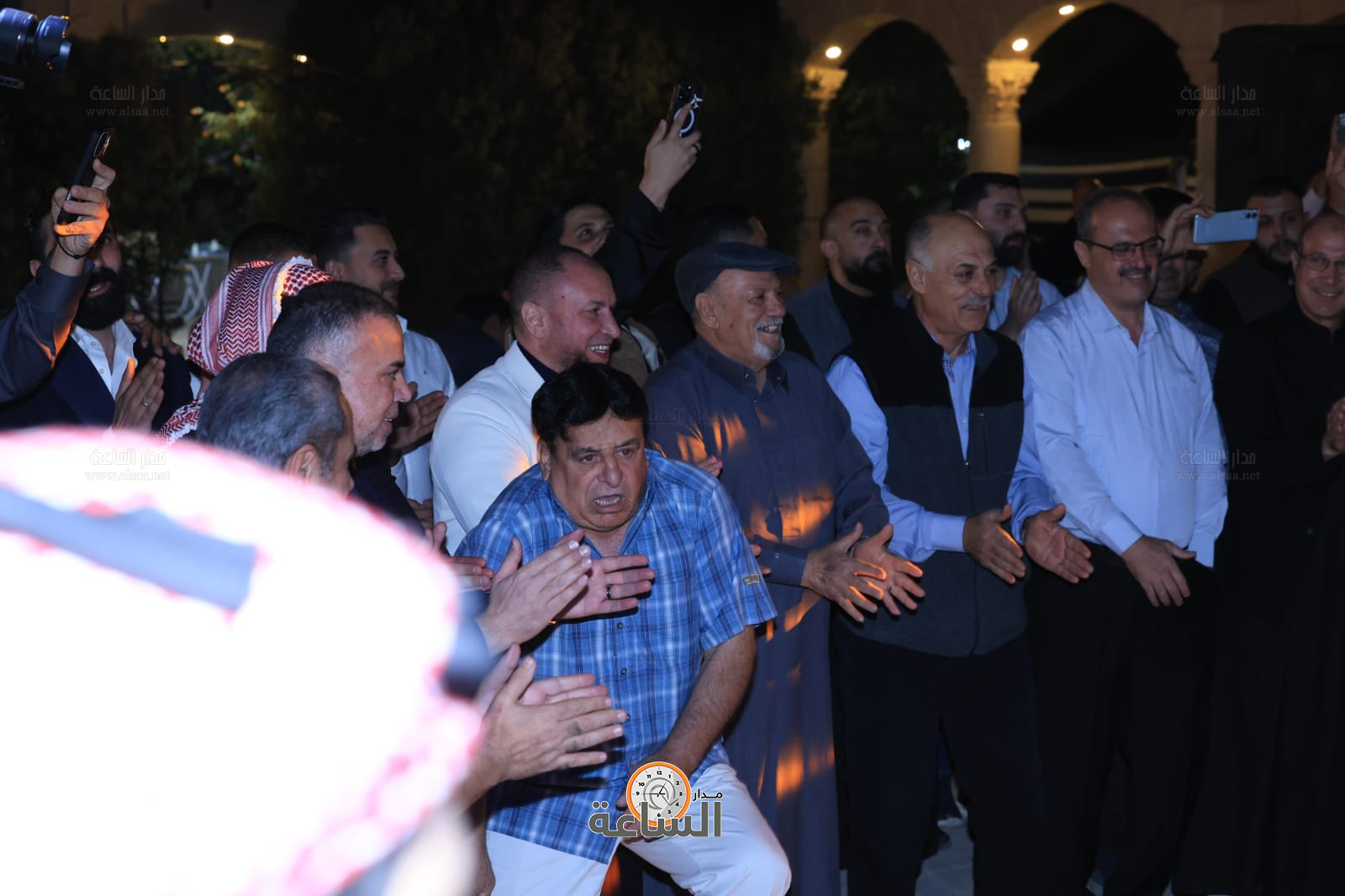 Madar Al-Saa Images 0.72572439660003