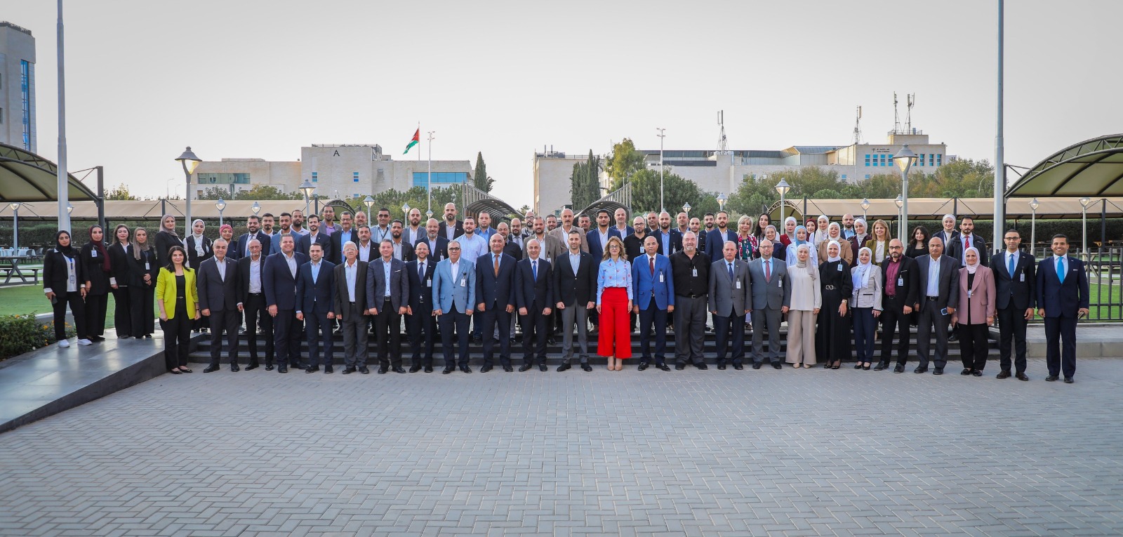 Madar Al-Saa Images 0.8971299520275722