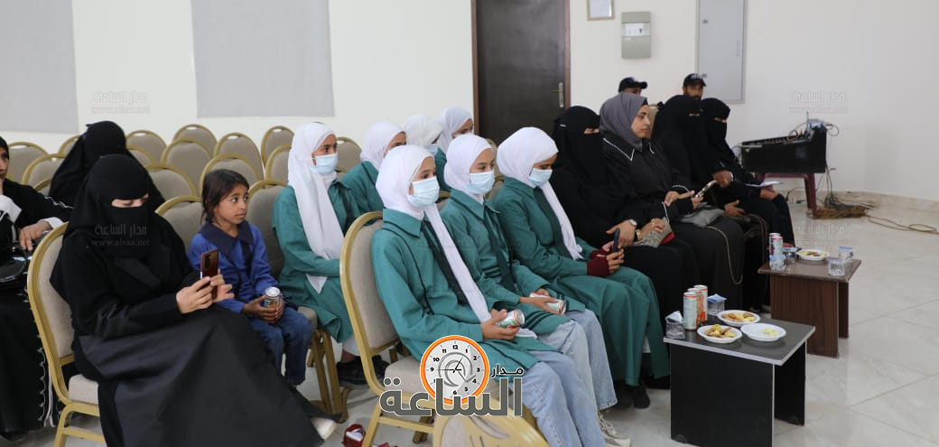 Madar Al-Saa Images 0.3958838629133177