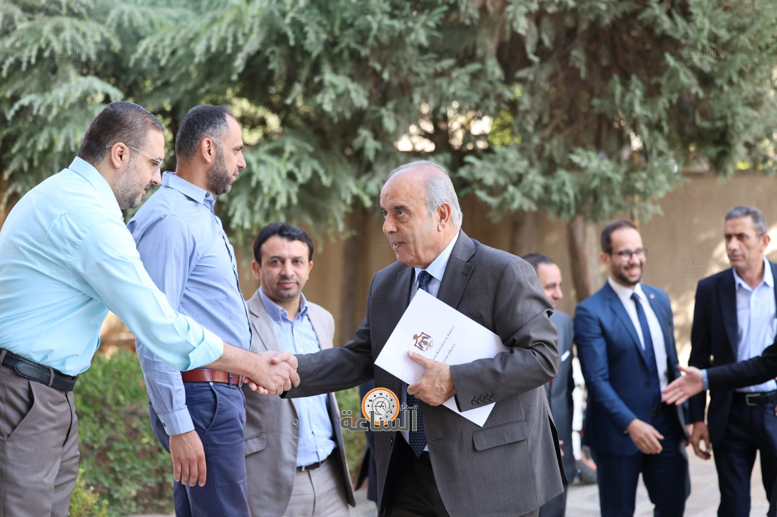 Madar Al-Saa Images 0.5705422044370108