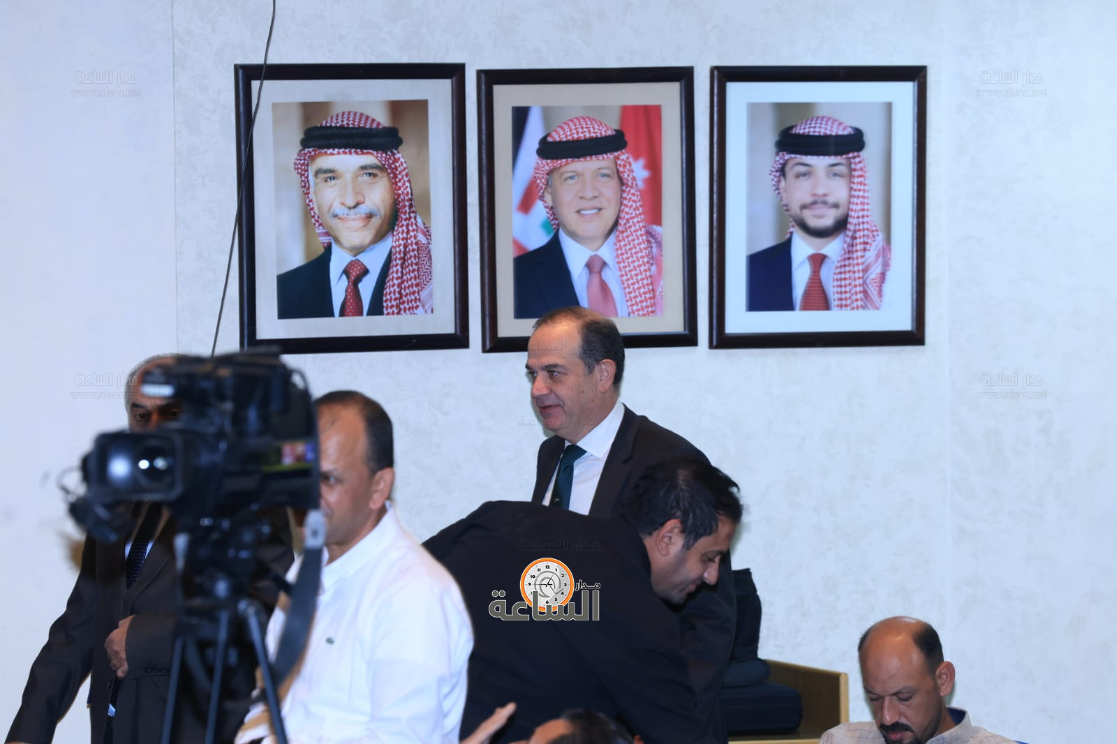 Madar Al-Saa Images 0.7245410017127653