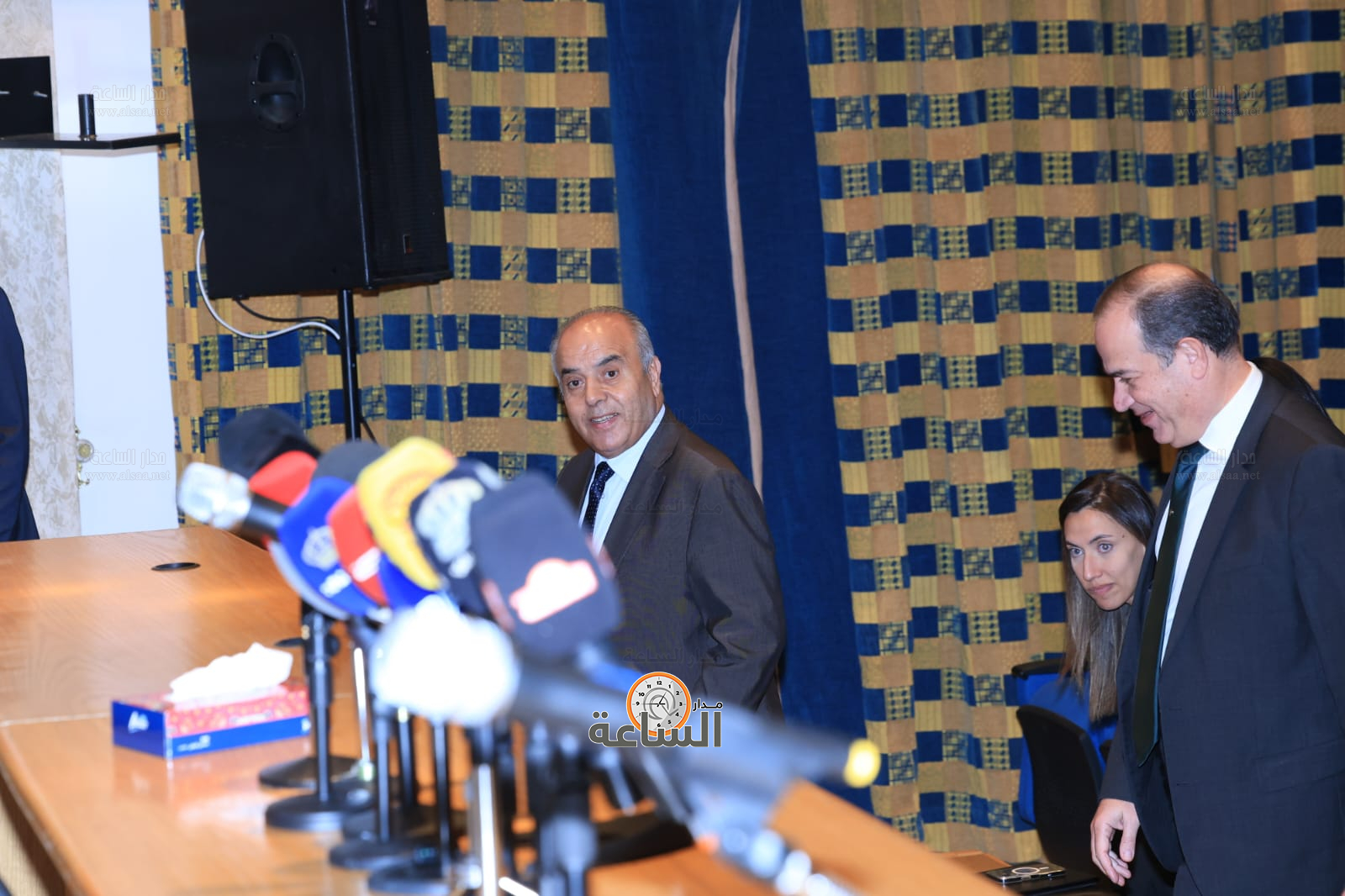 Madar Al-Saa Images 0.49241785360839274