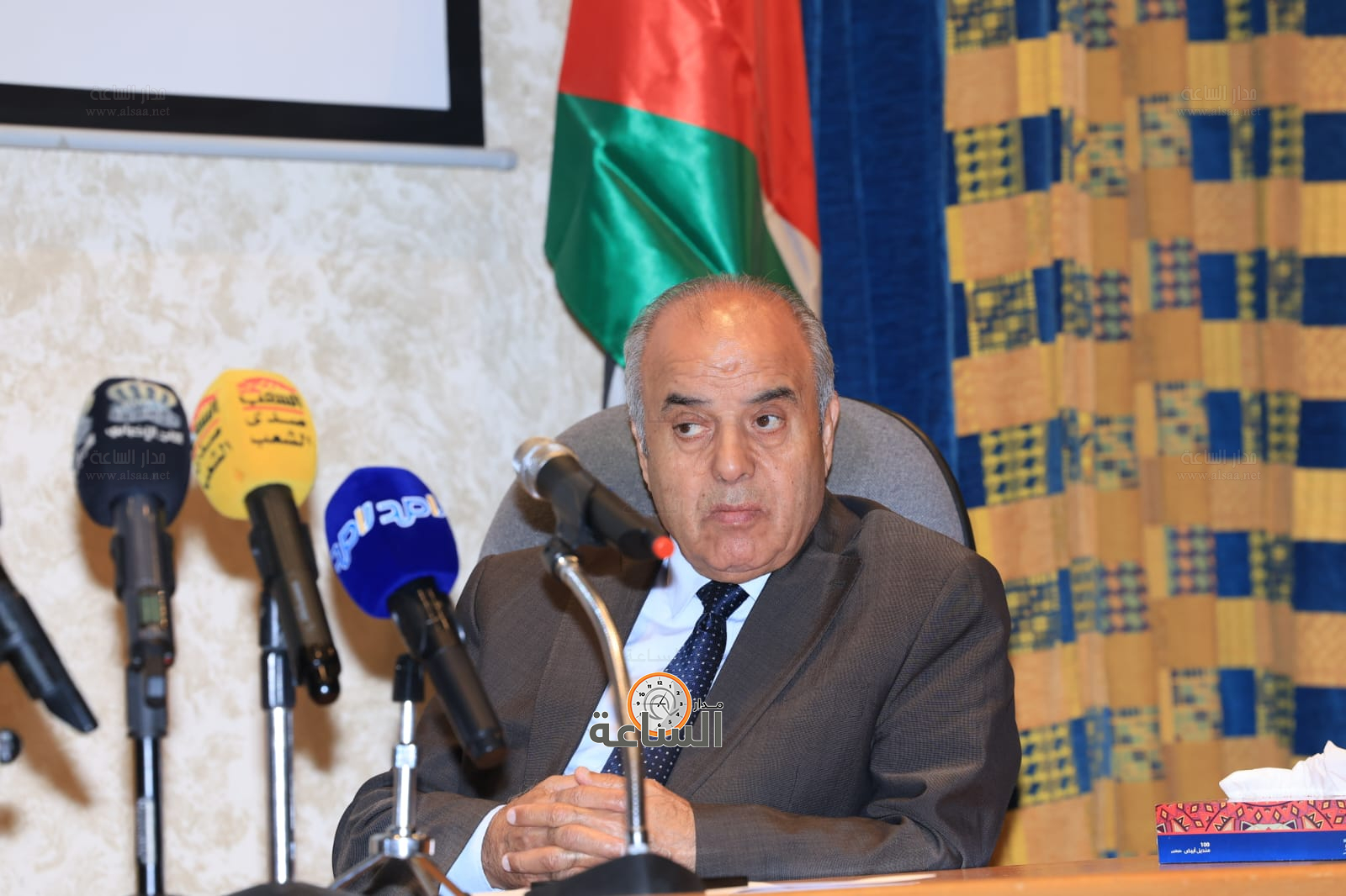 الدكتور عزمي محافظة