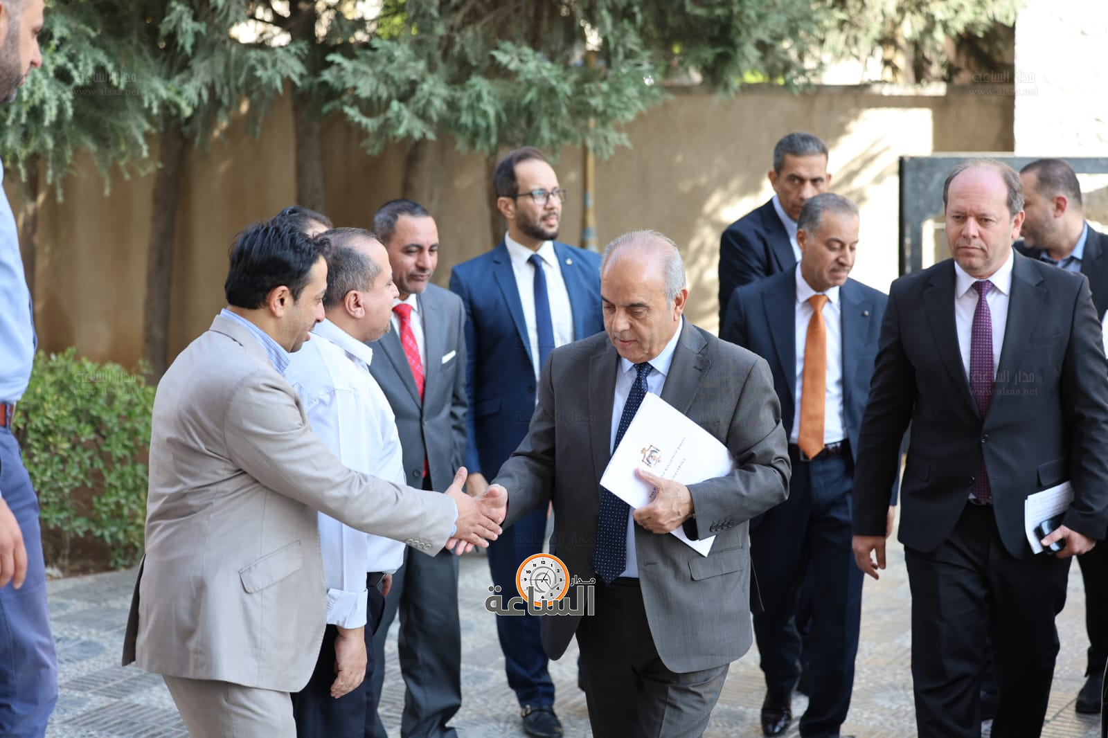 Madar Al-Saa Images 0.6569085773234246