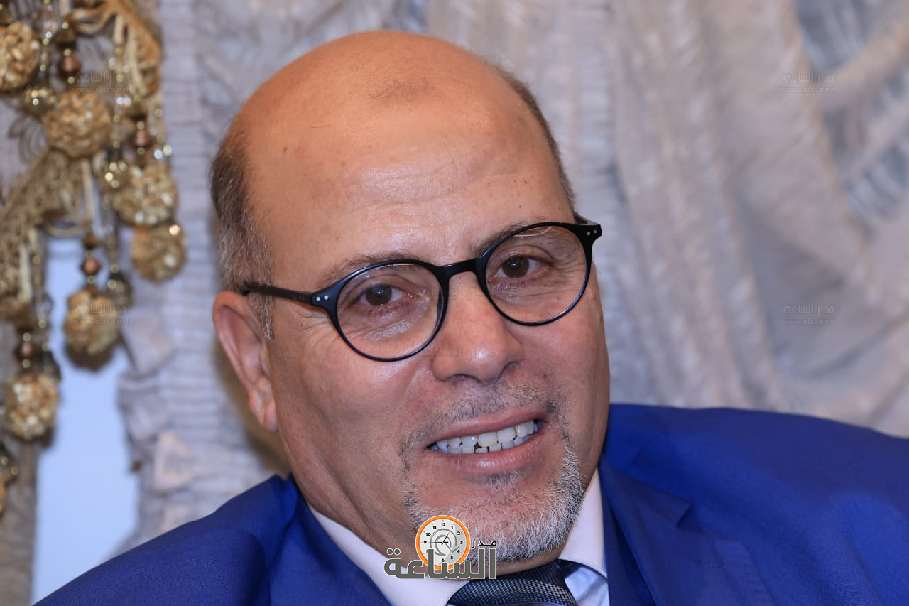 Madar Al-Saa Images 0.8963952631786544