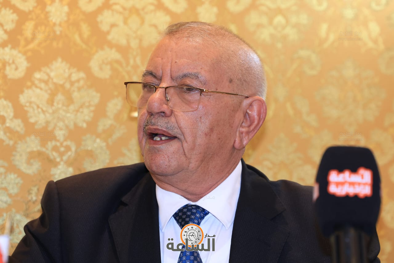 Madar Al-Saa Images 0.5236040662153892