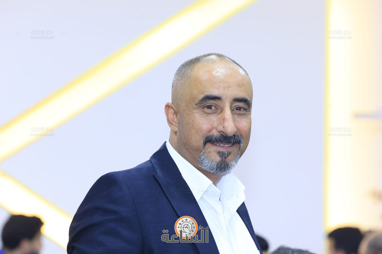 Madar Al-Saa Images 0.15548323369353367