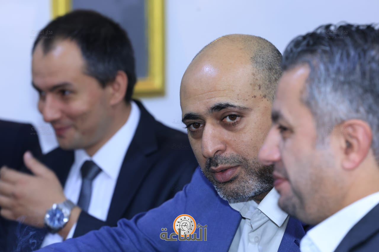 Madar Al-Saa Images 0.8273908839729279