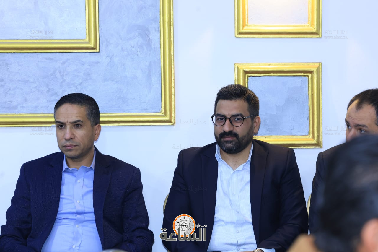 Madar Al-Saa Images 0.069430027622022