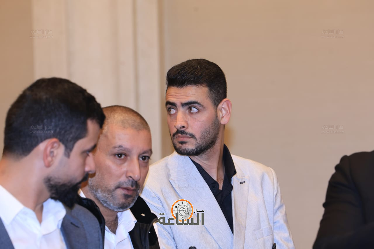 Madar Al-Saa Images 0.41932415632638653