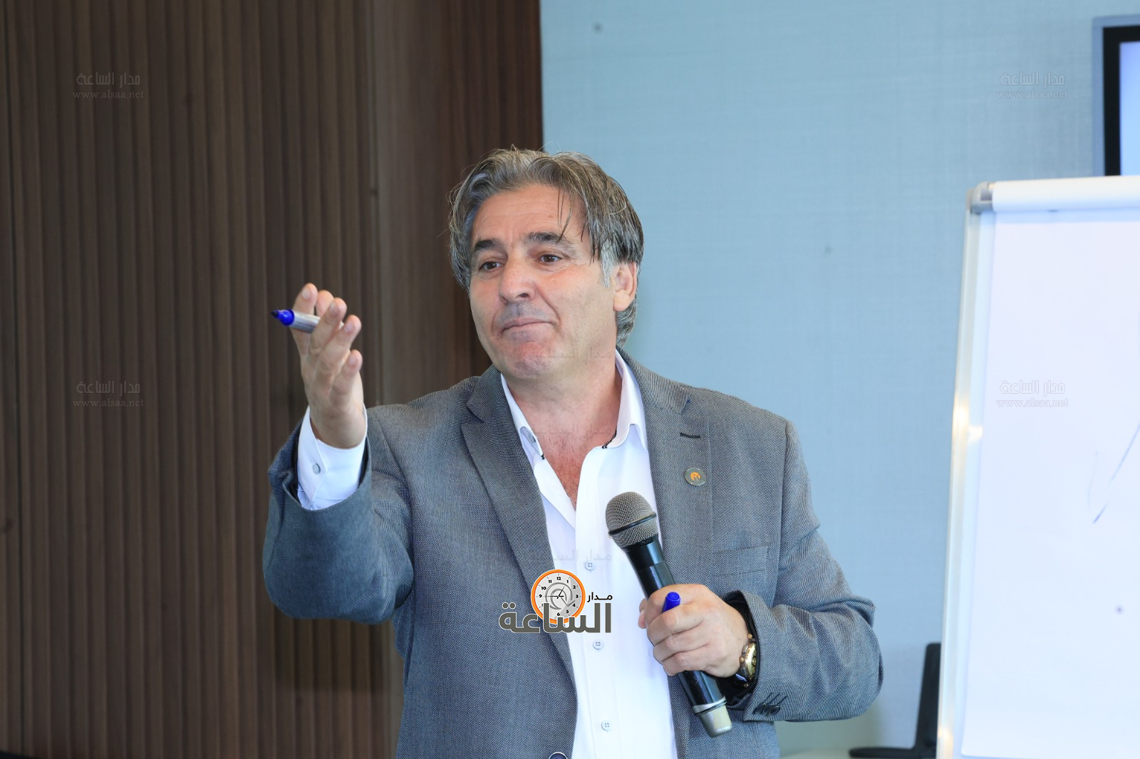 Madar Al-Saa Images 0.6521906052498541