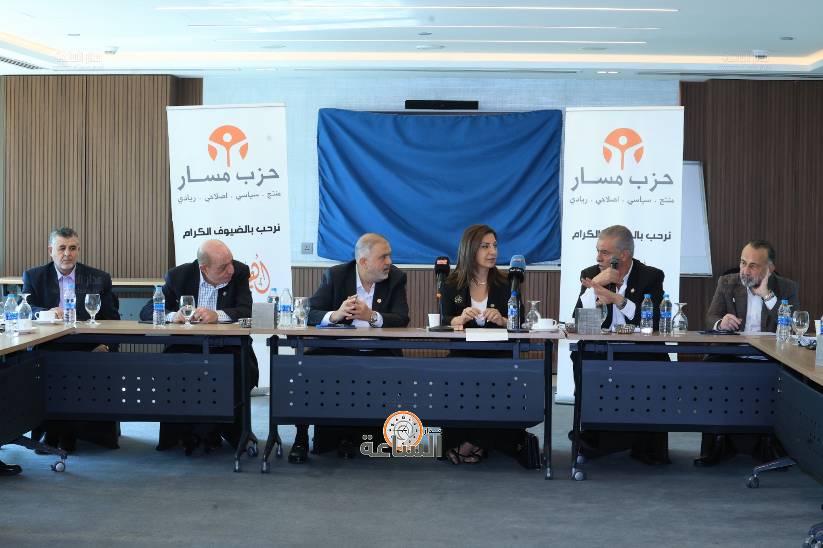 Madar Al-Saa Images 0.9404883065052153