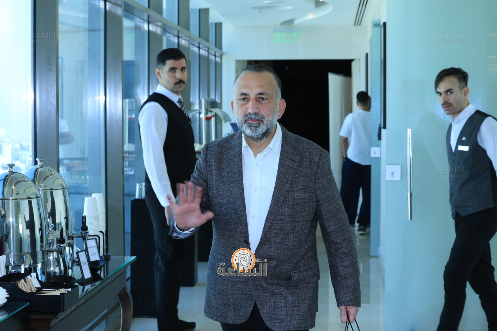 Madar Al-Saa Images 0.3137273087476944