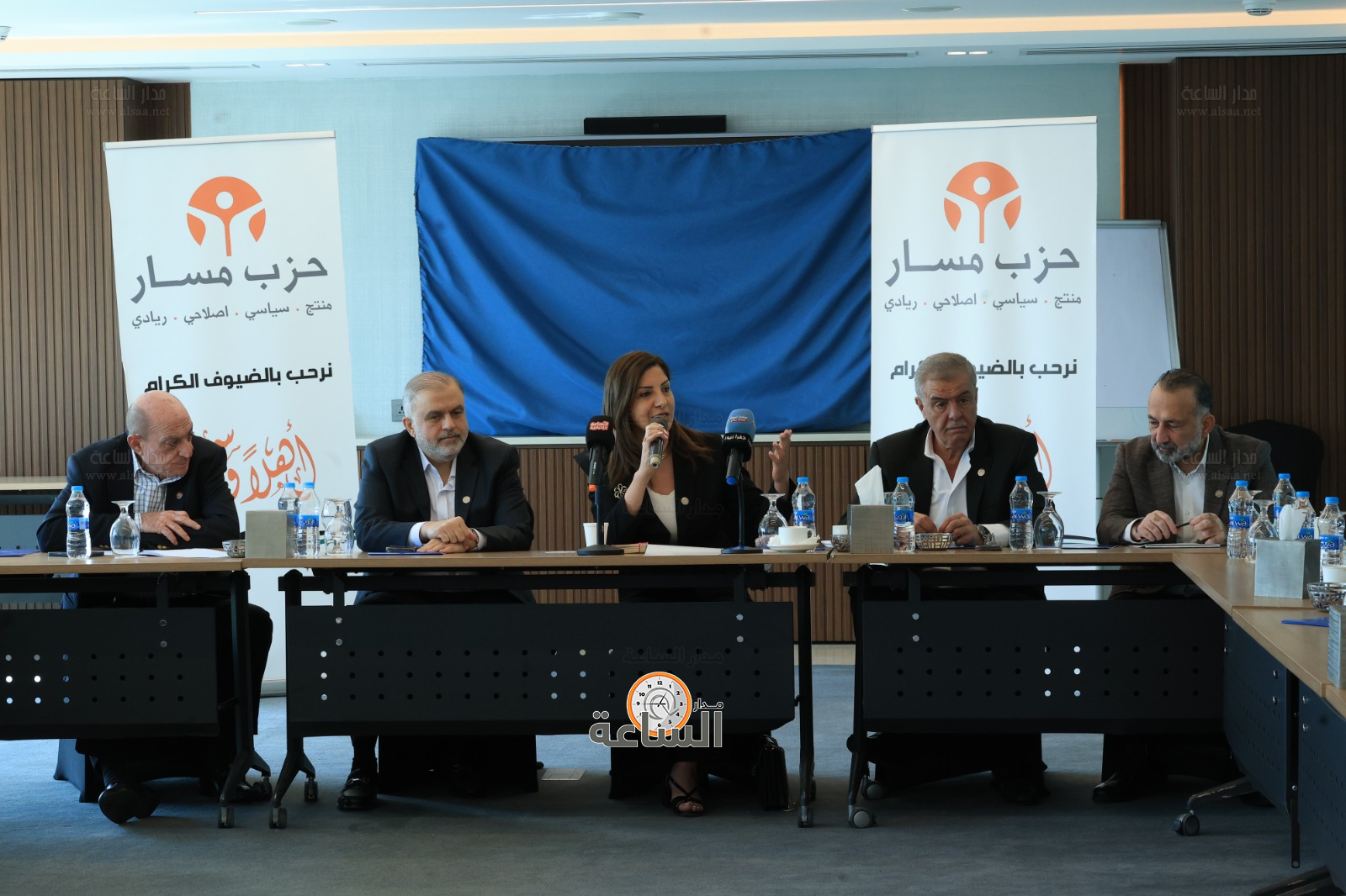 Madar Al-Saa Images 0.6803762476592087