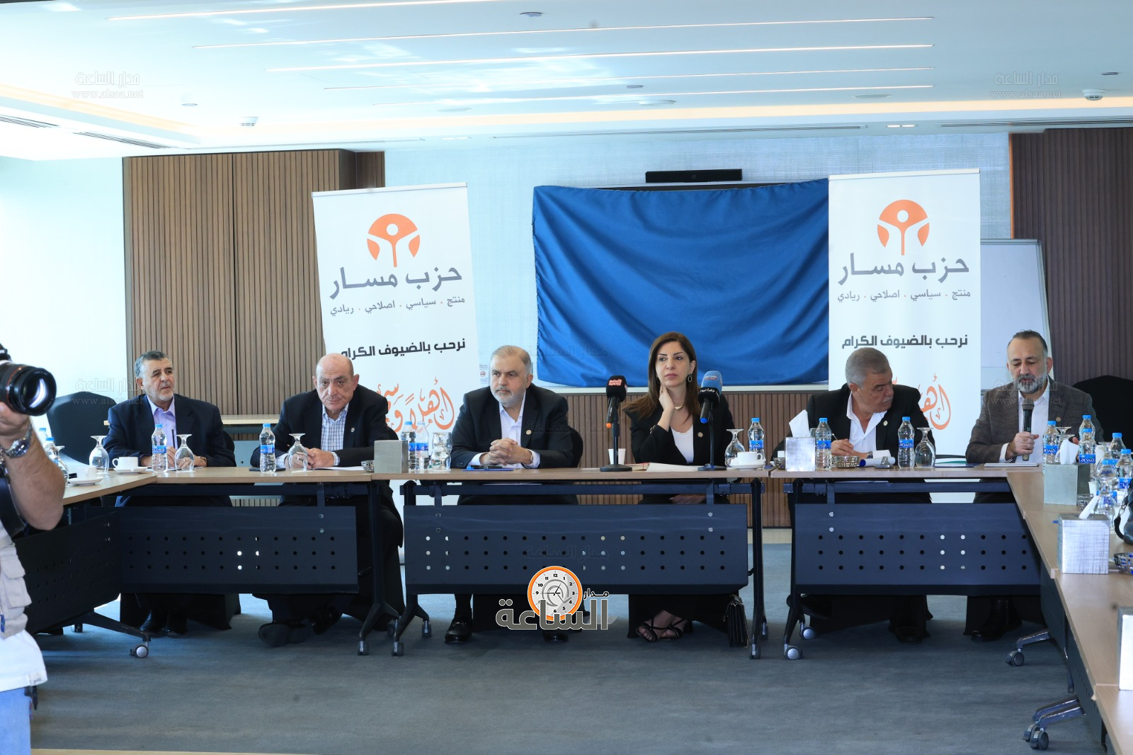 Madar Al-Saa Images 0.6327027055915636