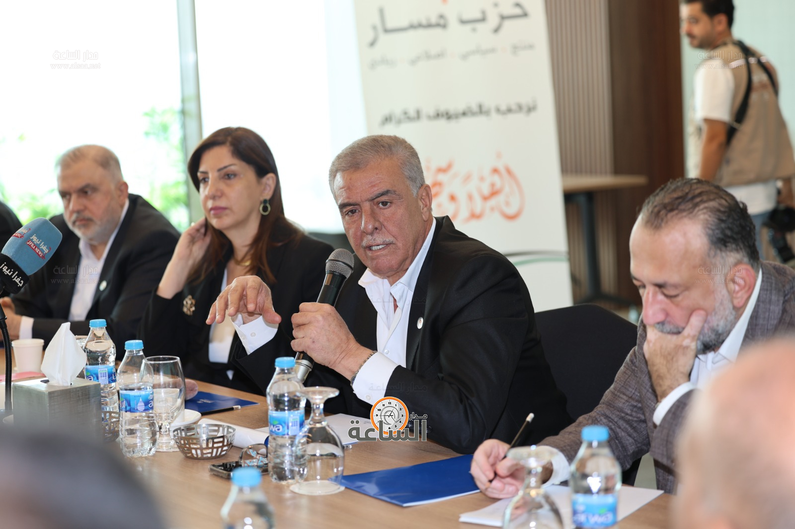 Madar Al-Saa Images 0.22131835377508013