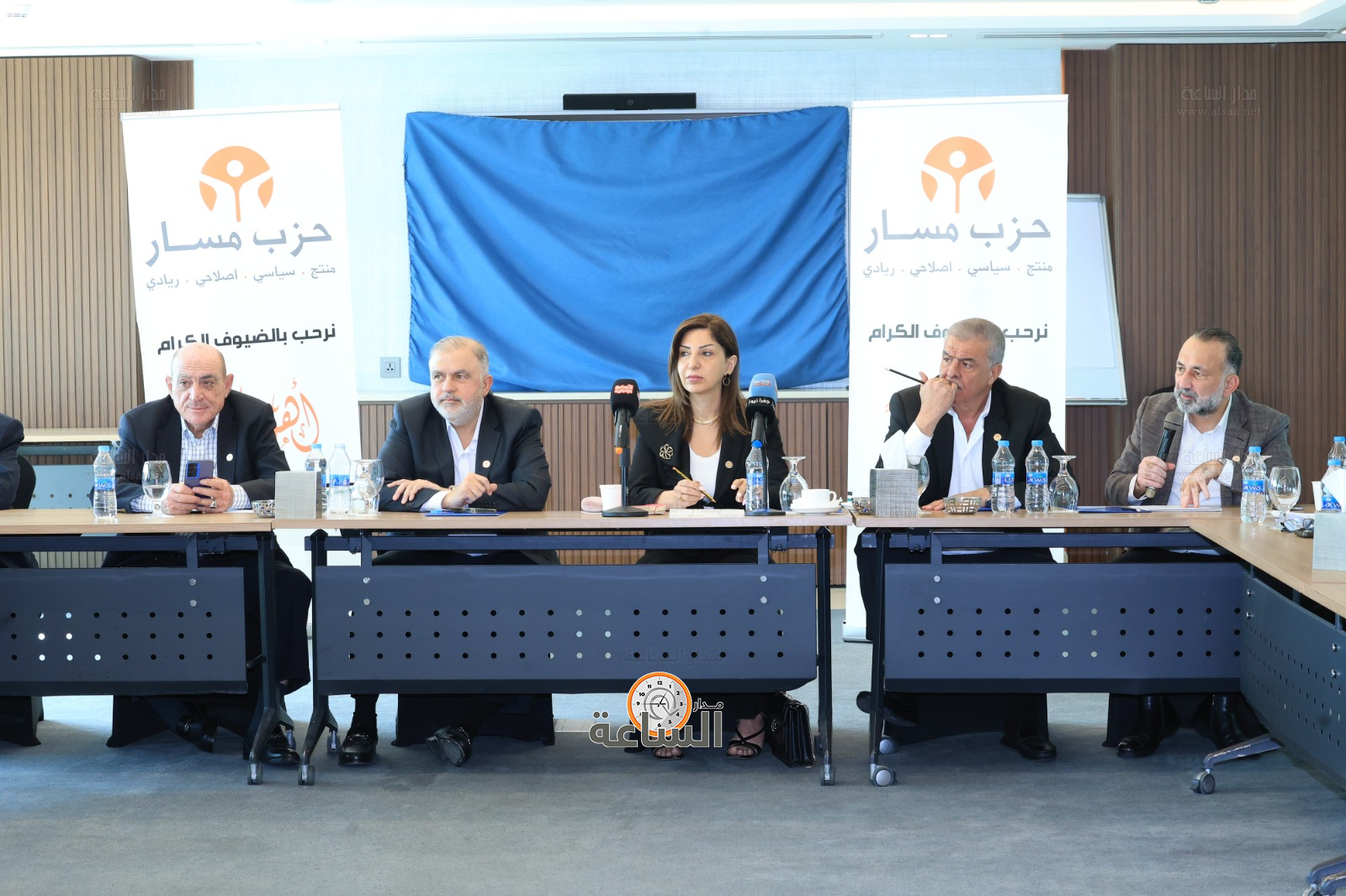 Madar Al-Saa Images 0.2467363828896425