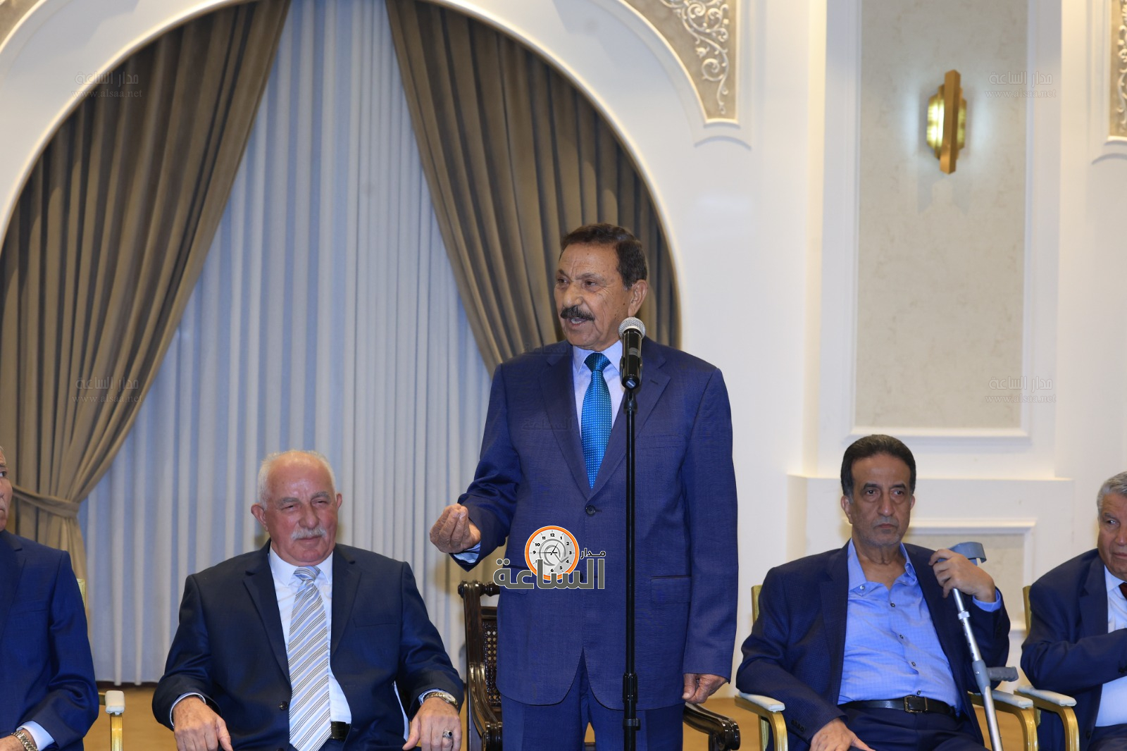 Madar Al-Saa Images 0.04870290317185255