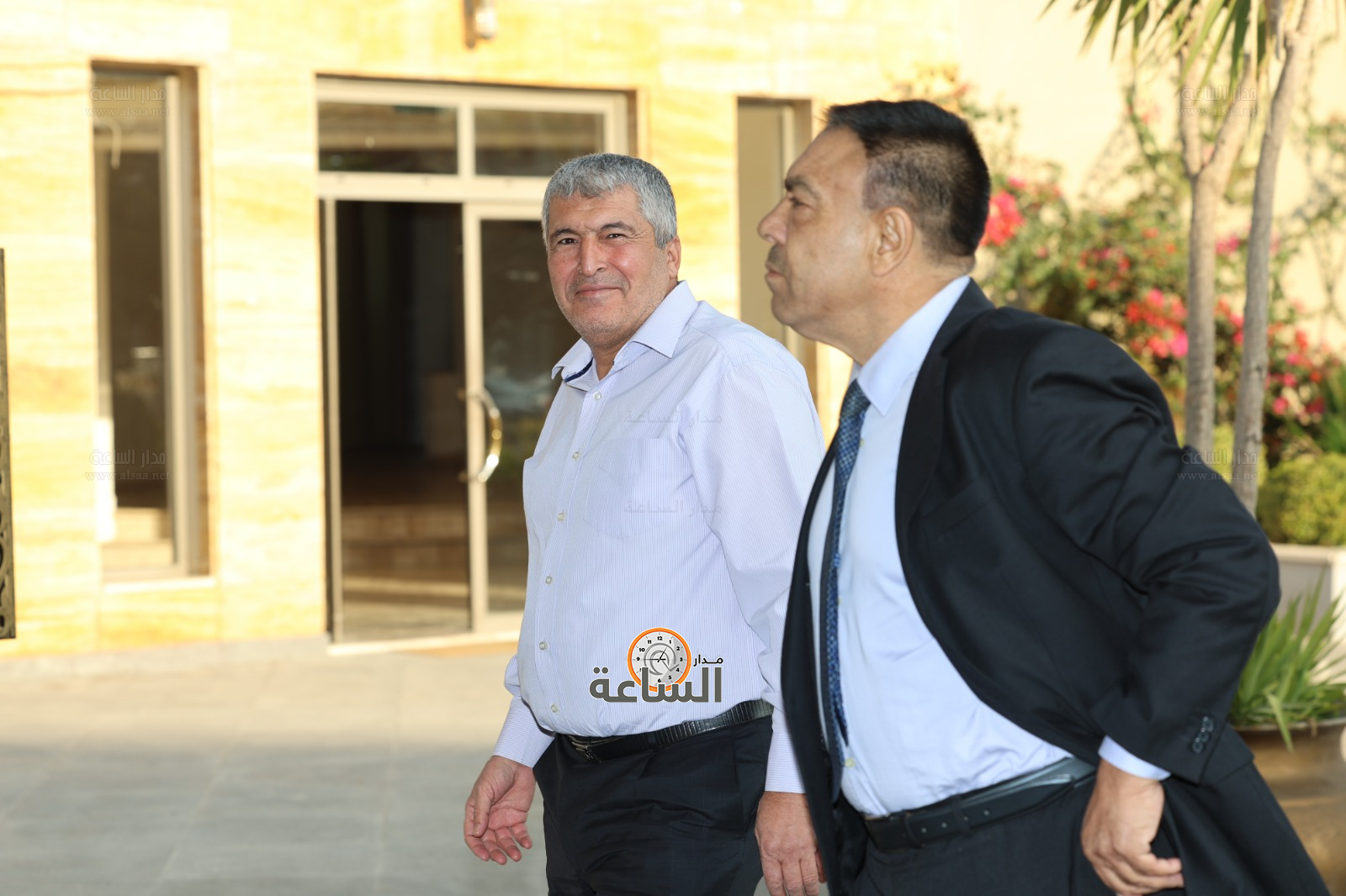 Madar Al-Saa Images 0.7404834861826066