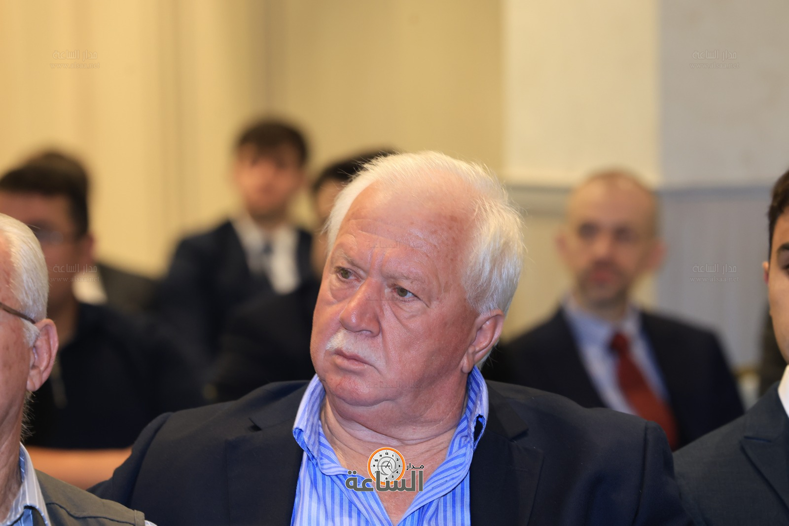 Madar Al-Saa Images 0.8561200446999153