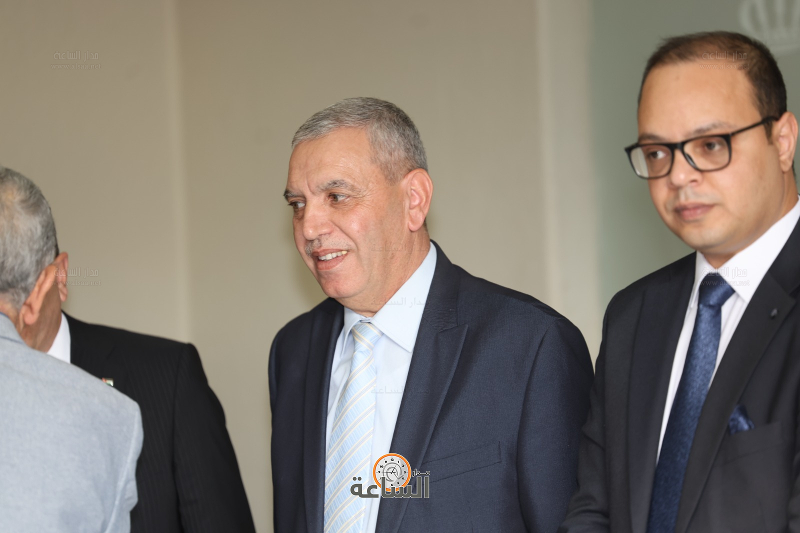 Madar Al-Saa Images 0.5705563109376734