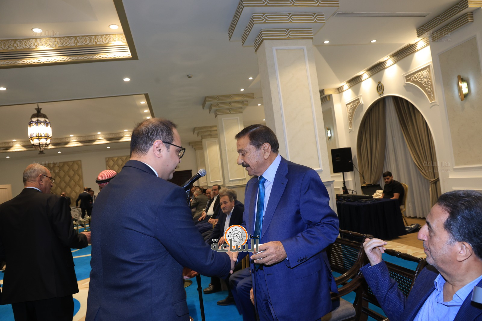 Madar Al-Saa Images 0.2854514010504864