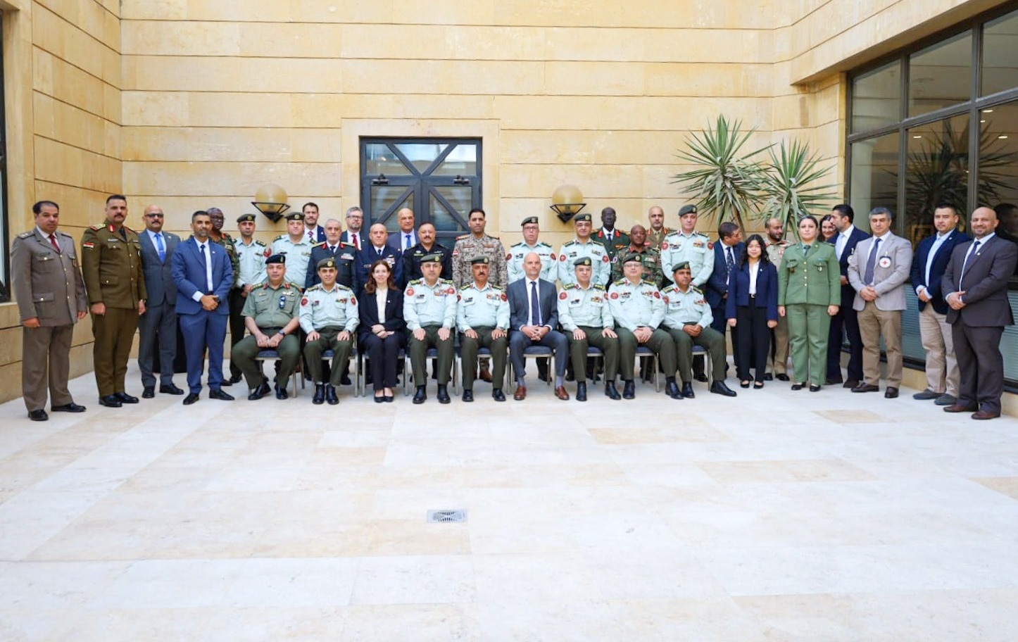 Madar Al-Saa Images 0.7866432198681822