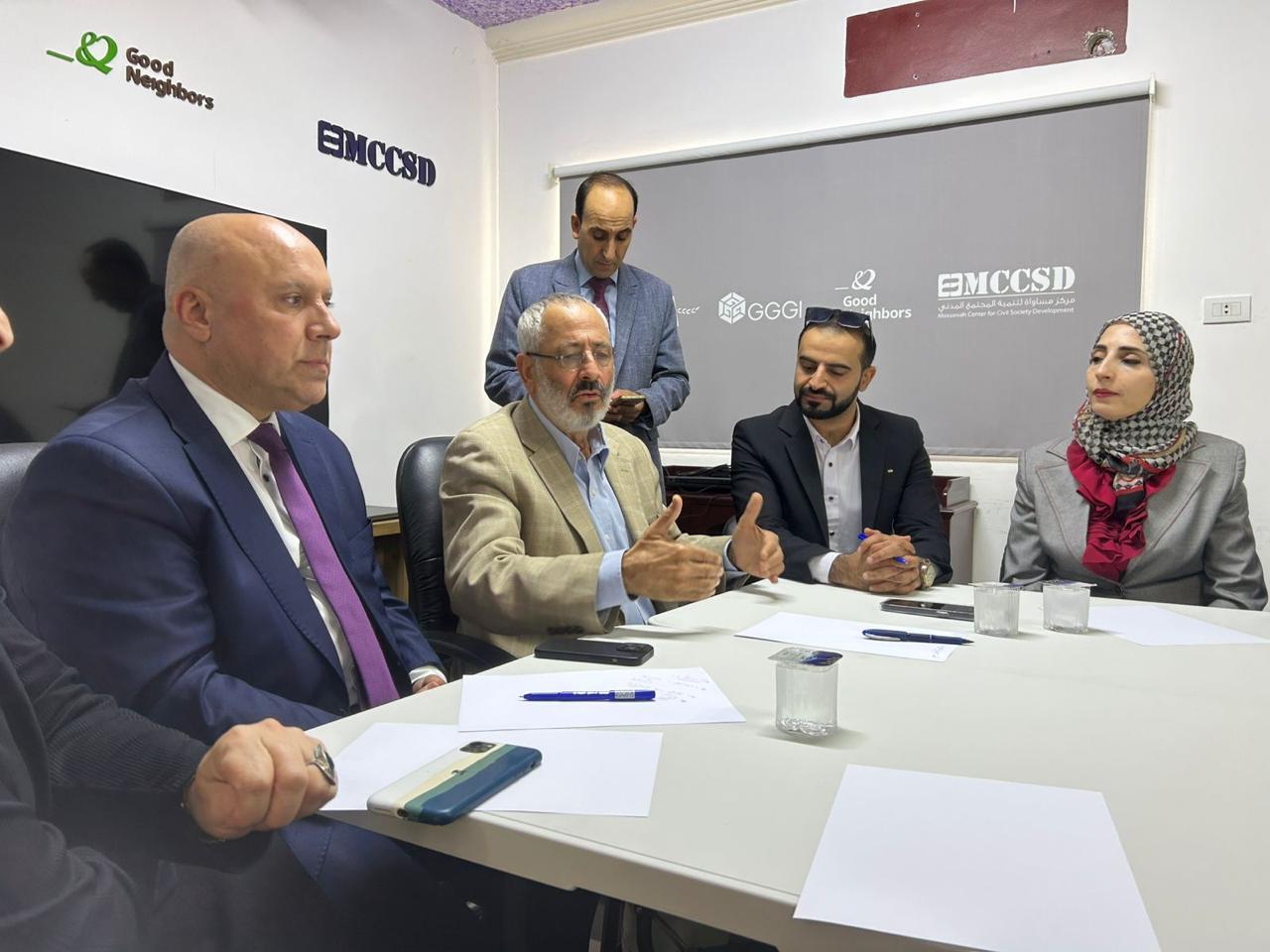 Madar Al-Saa Images 0.11848289155942648