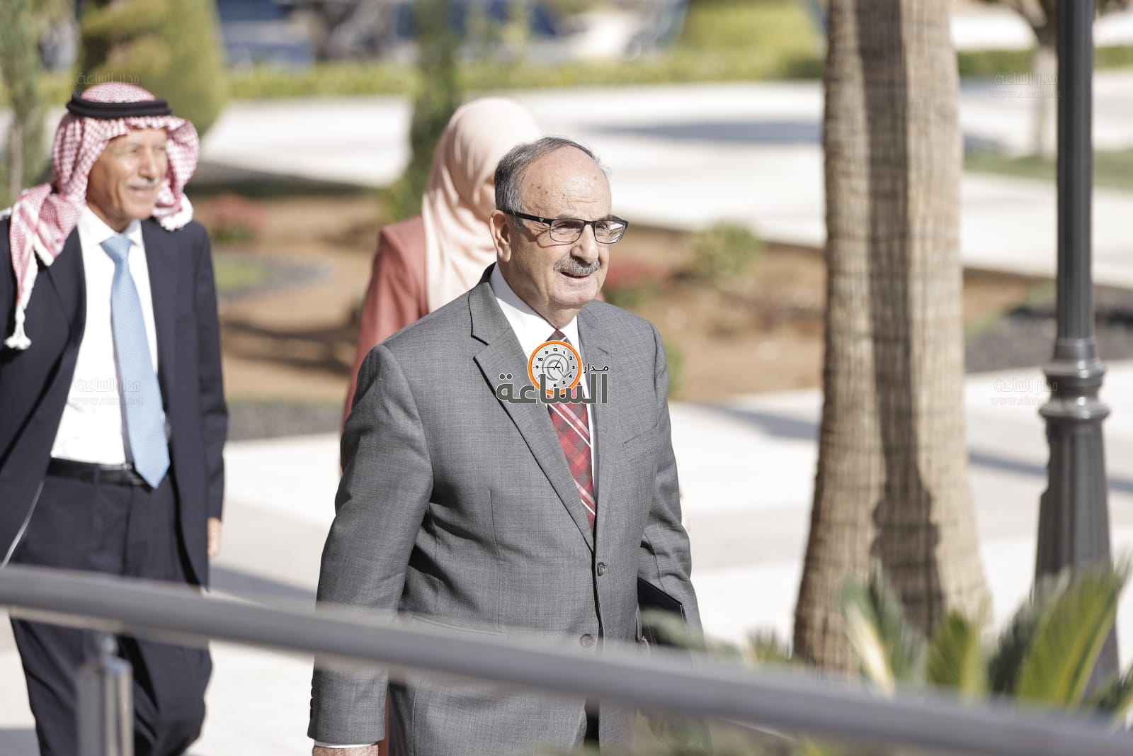 Madar Al-Saa Images 0.6621536957753892