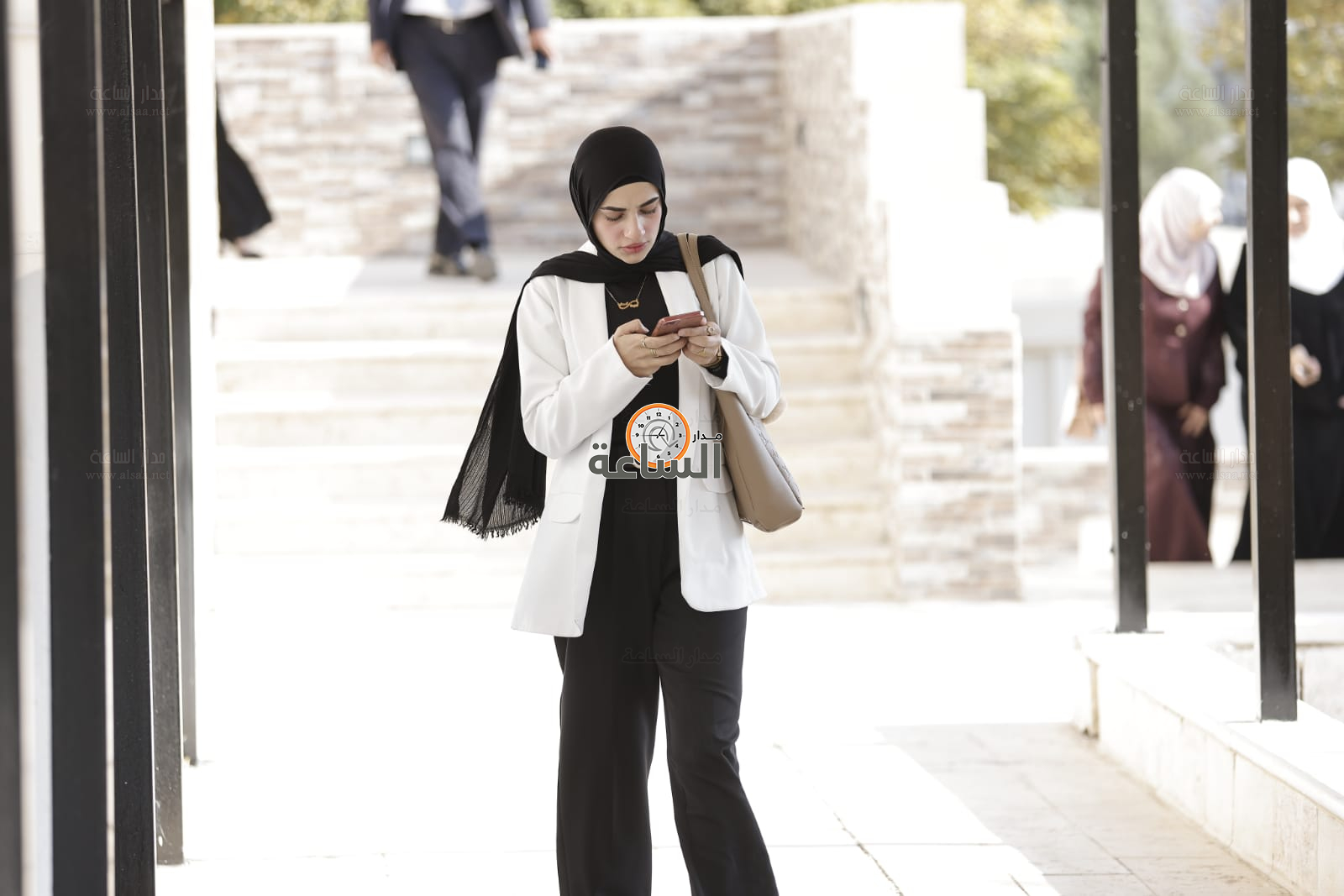 Madar Al-Saa Images 0.8435707034016414