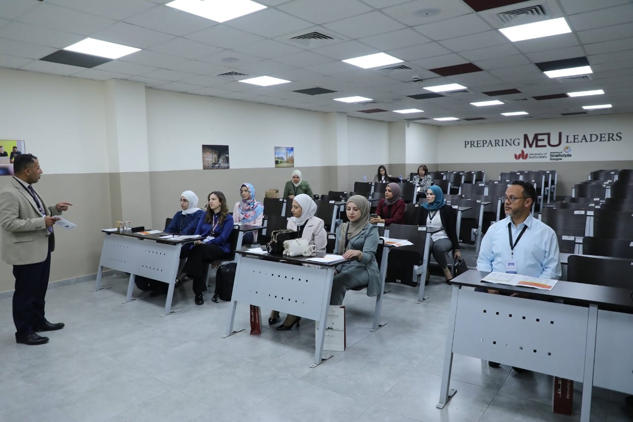 Madar Al-Saa Images 0.3287240615502611