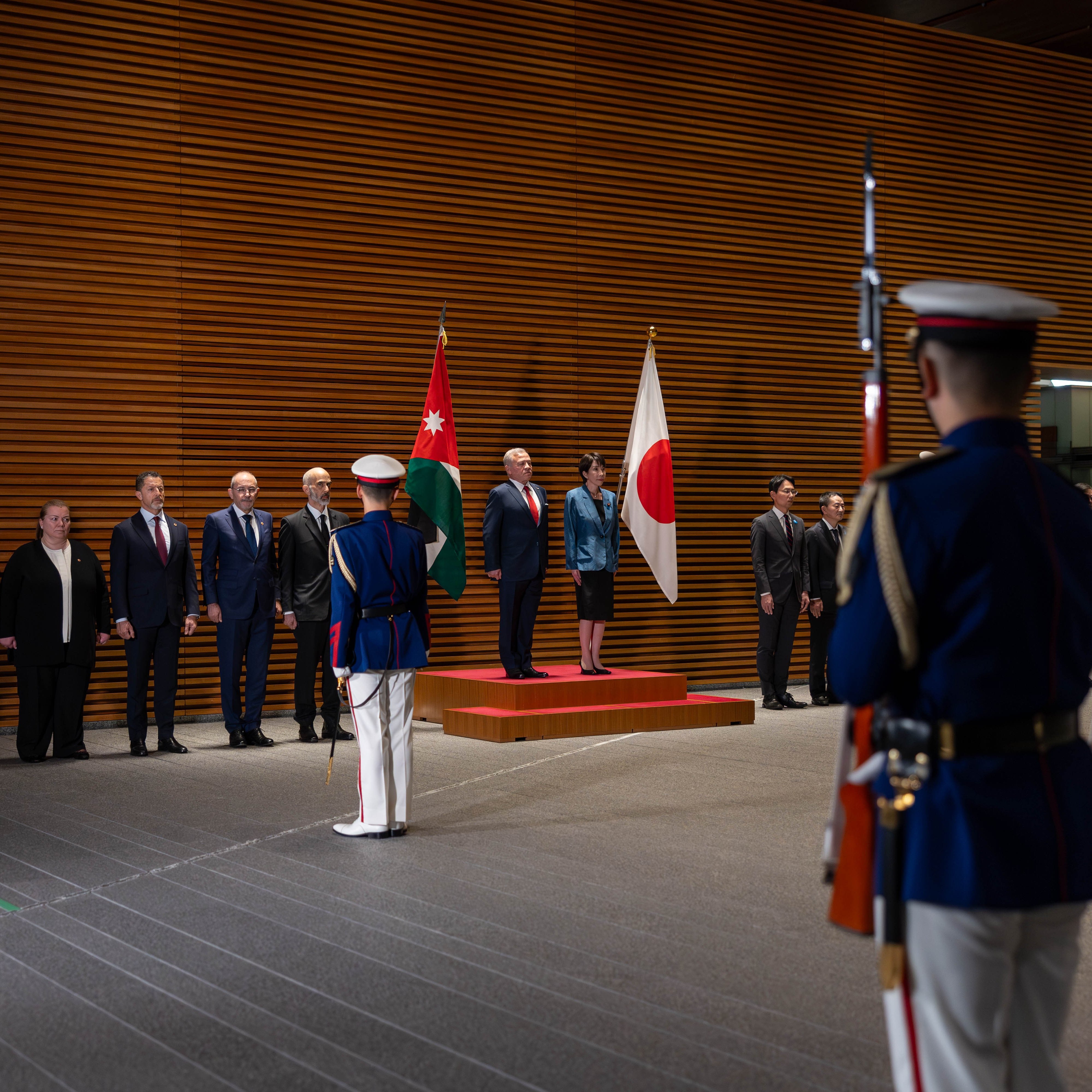 Madar Al-Saa Images 0.6923646615802901