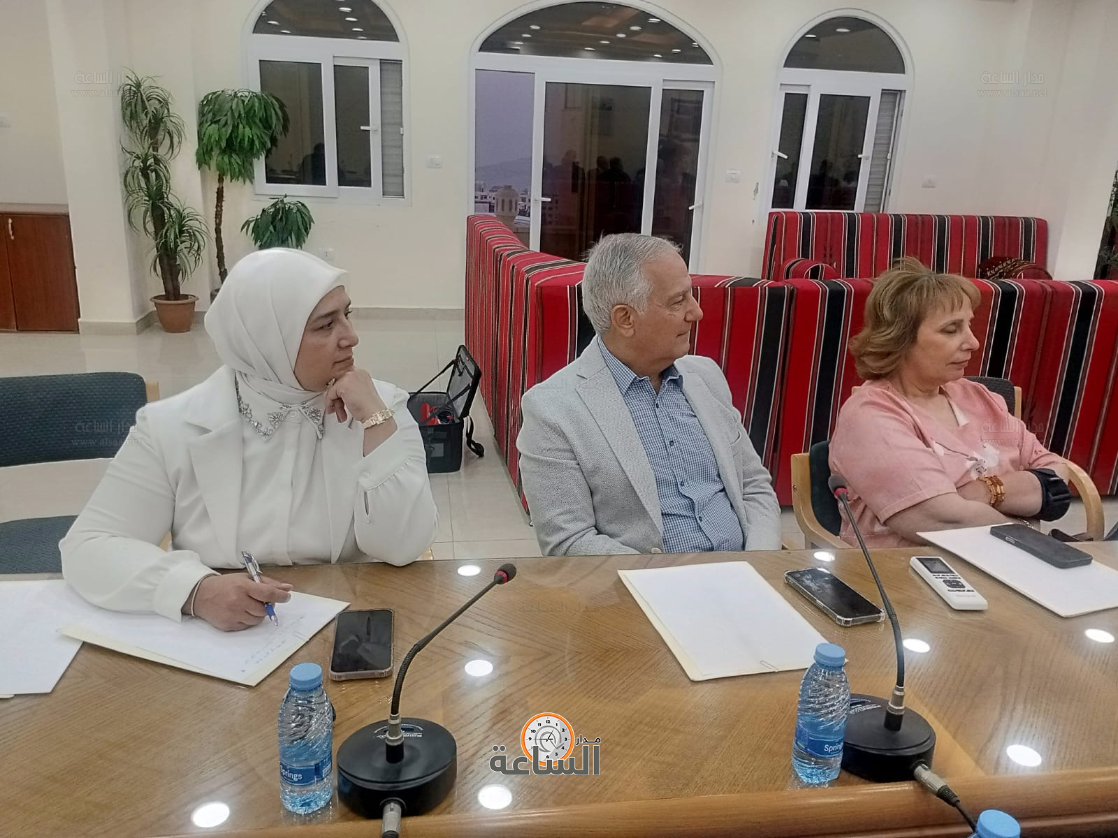 Madar Al-Saa Images 0.9759344978195371