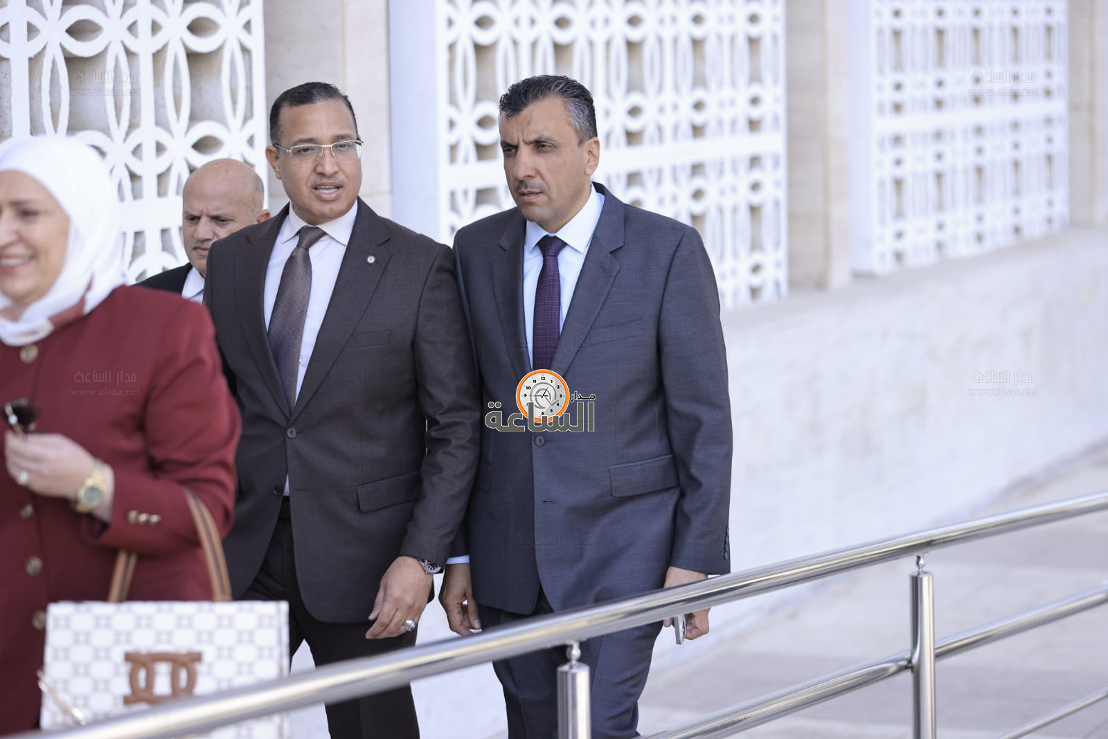 Madar Al-Saa Images 0.35791522675399123